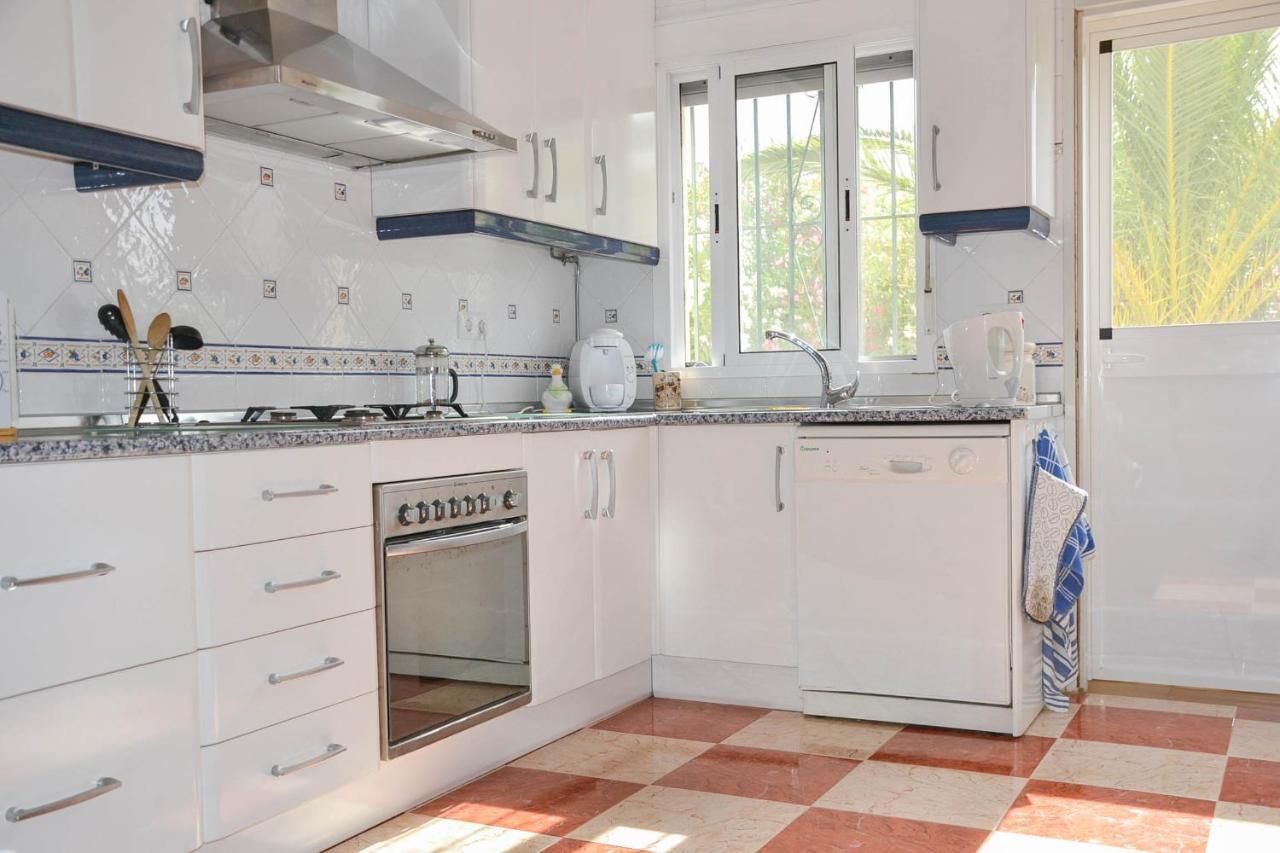 Traumhaus Fuer 6 Personen Mit Spektakulaerem Privaten Pool Und Schoenem Ausblick In Die Natur Hozanejos Buitenkant foto