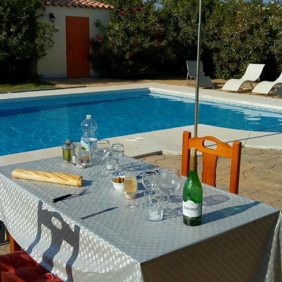Traumhaus Fuer 6 Personen Mit Spektakulaerem Privaten Pool Und Schoenem Ausblick In Die Natur Hozanejos Buitenkant foto